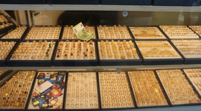 Savaş gerilimi altını hareketlendirdi: Adıyamanlı Kuyumcu Osman Gözcü hareketliliği değerlendirdi  – Videolu Haber