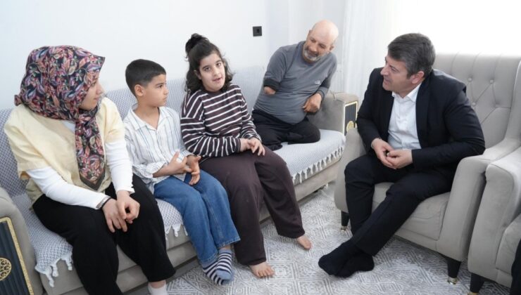 Başkan Tutdere’den depremzede aileye bayram ziyareti