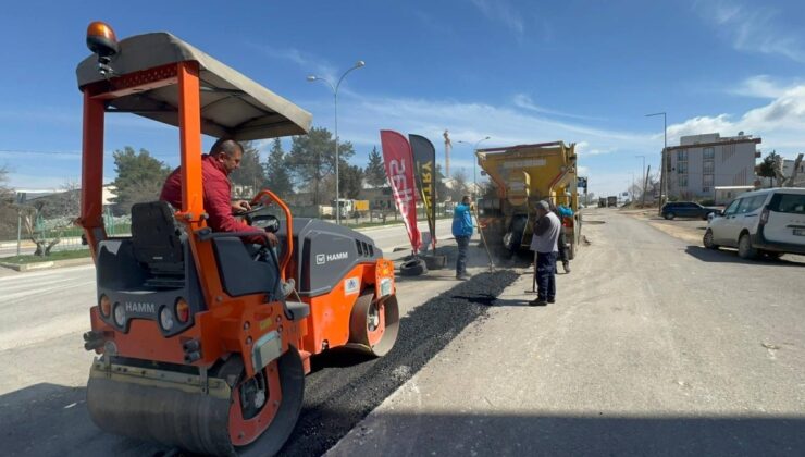 Adıyaman Belediyesi’nde yollarda kesintisiz hizmet mesaisi  – Videolu Haber