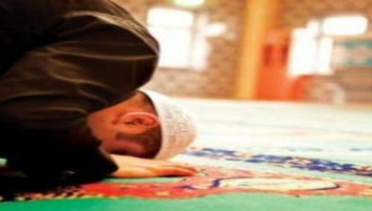 Adana Bayram Namazı Saati: Diyanet duyurdu! Saat kaçta kılınacak?