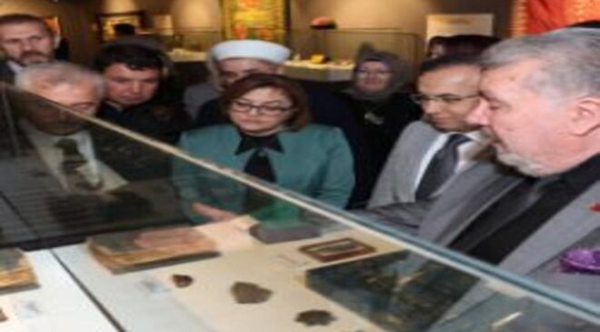 Gaziantep’te ‘Mukaddes Emanetler Sergisi’ açıldı