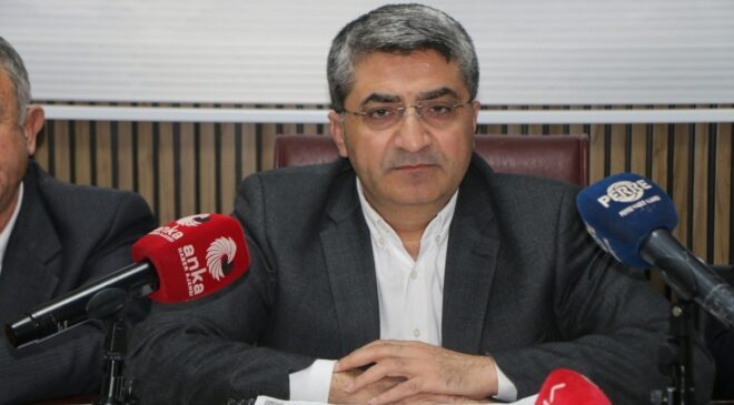 DEVA Partisi Genel Başkan Yardımcısı Ekmen: ‘Ekonomi programı, asgari ücretliyi ve üreticiyi koruyamadı’  – Videolu Haber