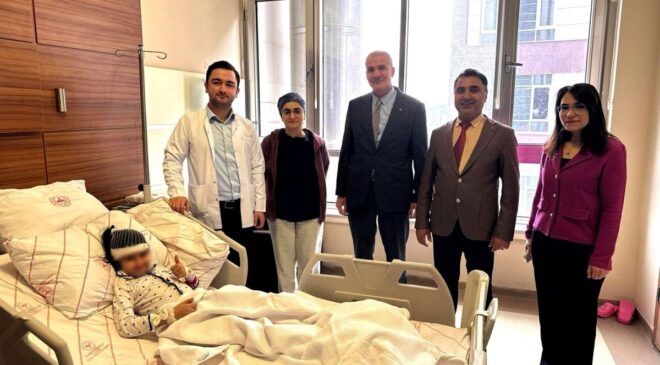 Adıyaman’da deprem sonrasi ilk “Biyonik Kulak” ameliyatı başarıyla gerçekleşti