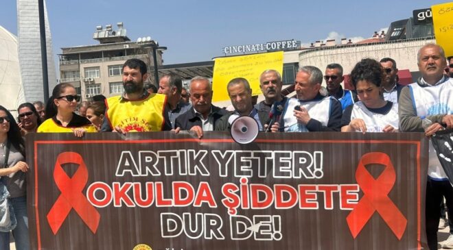 Eğitim Sen Adıyaman Şubesinden okul saldırılarına karşı açıklama ve oturma eylemi  – Videolu Haber