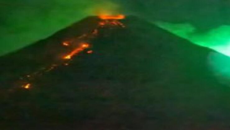 Filipinler’de yanardağın faaliyeti sırasında meteor görüntülendi